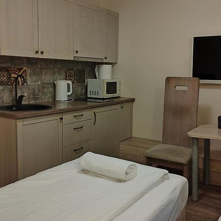 קלייפדה Kubu Ground Floor Rooms מראה חיצוני תמונה