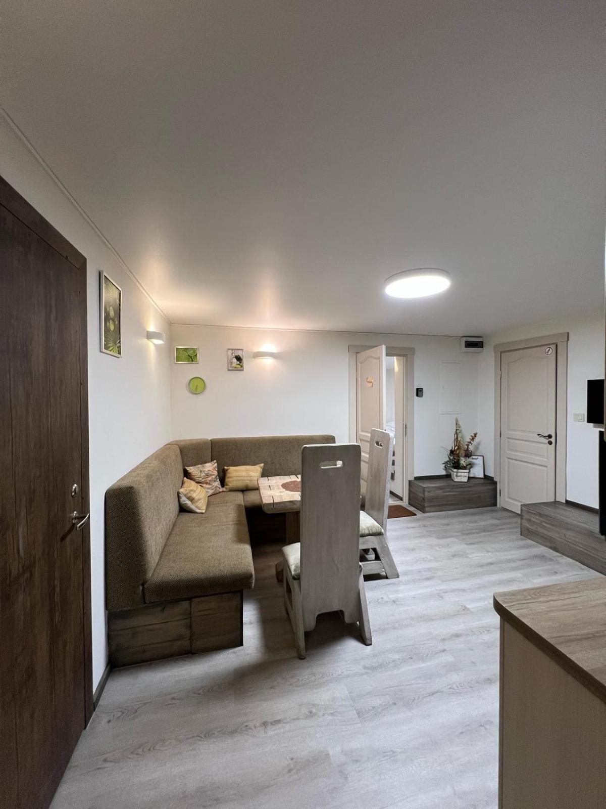 קלייפדה Kubu Ground Floor Rooms מראה חיצוני תמונה