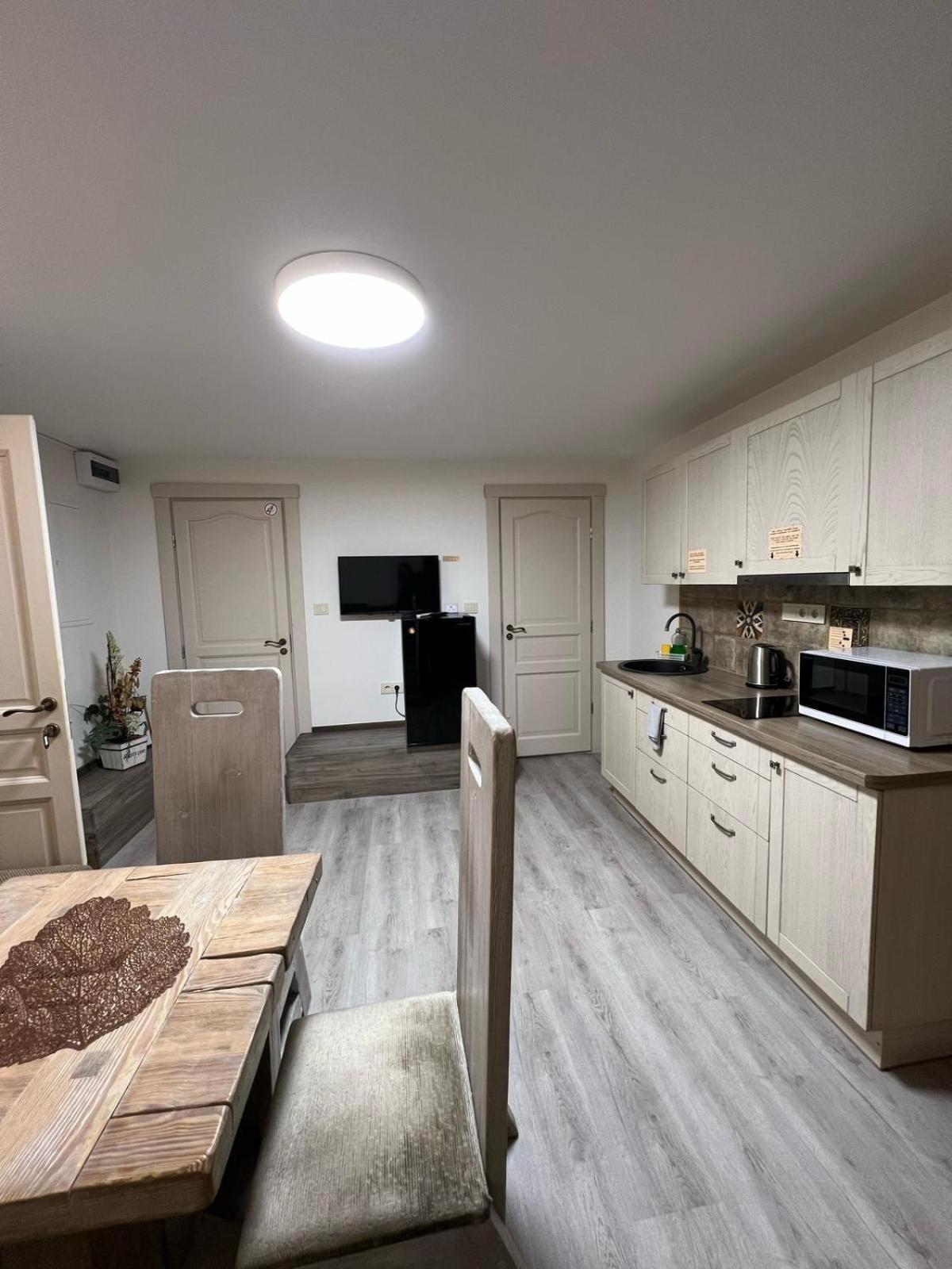 קלייפדה Kubu Ground Floor Rooms מראה חיצוני תמונה